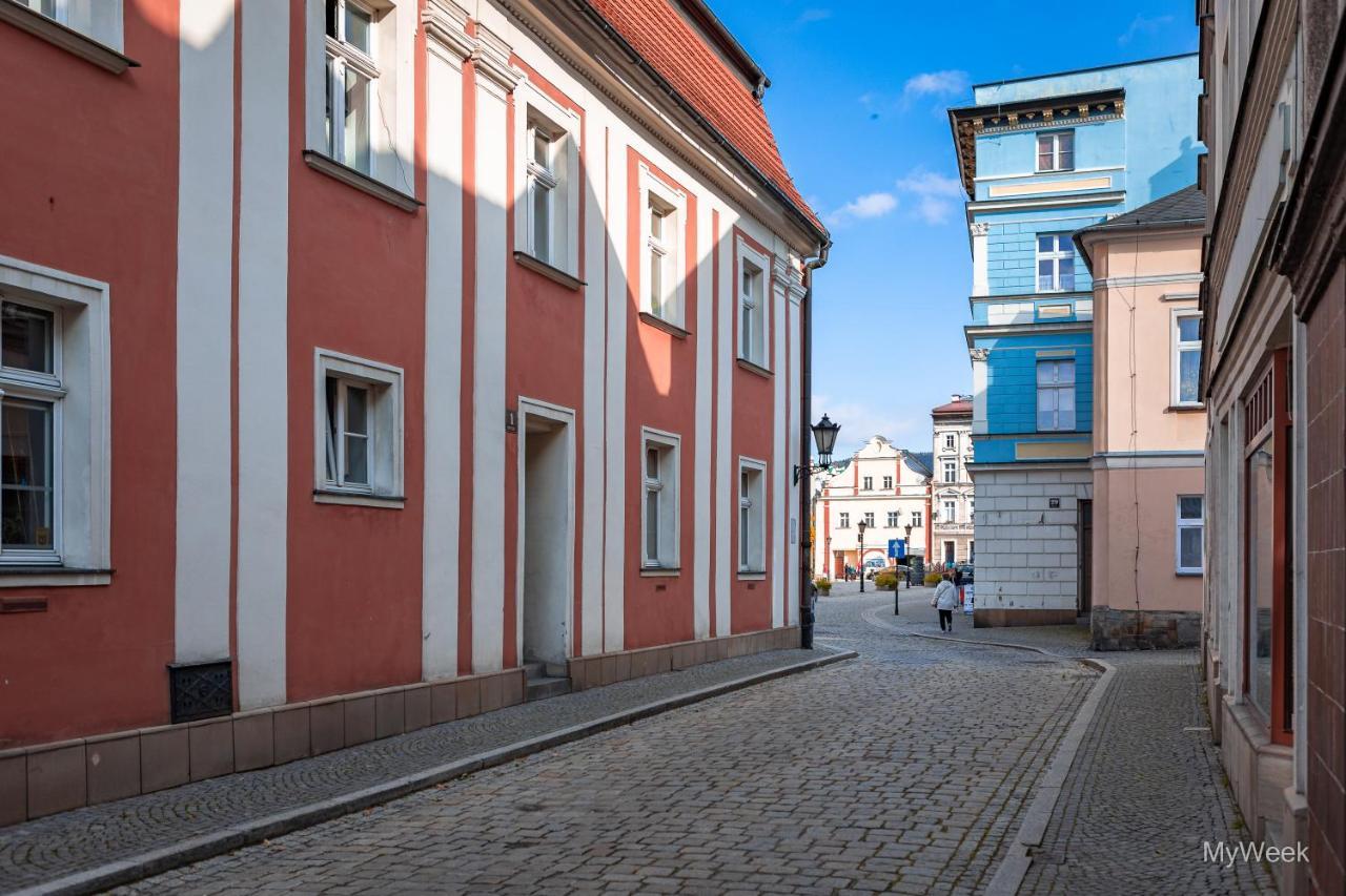 Apartament Z Historia, Klahra Myweek Ladek-Zdroj Exterior foto