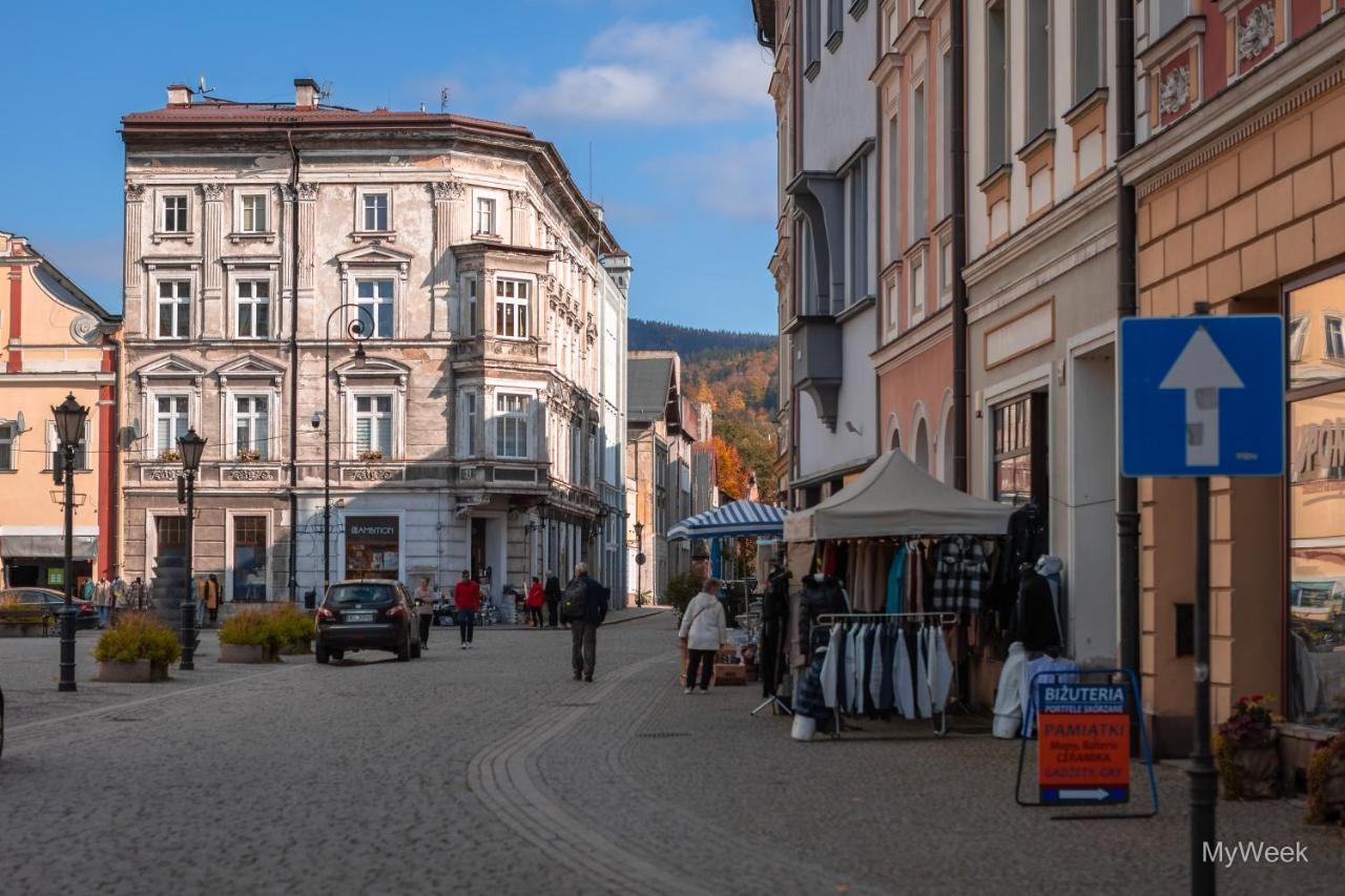Apartament Z Historia, Klahra Myweek Ladek-Zdroj Exterior foto